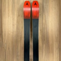 2022 Atomic Maverick 95 Ti W/ Tyrolia Attack 14 Demo Bindings