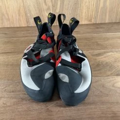 Hike, Run & Climb Tenaya Iati Climbing Shoe