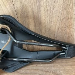 Fi'zi:k Argo Tempo Saddle