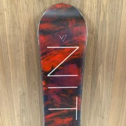 2022 Nitro Women's Victoria Snowboard 20 2022 Nitro Women's Victoria Snowboard