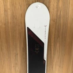 2022 Nitro Women's Victoria Snowboard 22 2022 Nitro Women's Victoria Snowboard