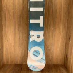 2022 Nitro Women's Mystique Snowboard