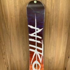 2022 Nitro Beast Snowboard