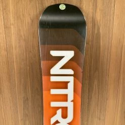 2022 Nitro Suprateam Snowboard