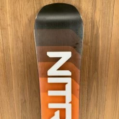 2022 Nitro Suprateam Snowboard