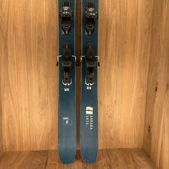 Ski 2022 Armada ARV 116 JJ UL W/ Armada Warden 12 Demo Bindings
