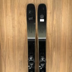 Ski 2022 Armada Declivity 102 TI W/ Armada Warden 13 Demo Bindings