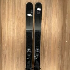 Ski 2022 Armada Declivity 102 TI W/ Armada Warden 13 Demo Bindings