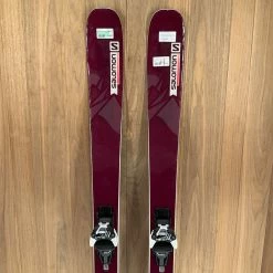 2022 Salomon QST Lux 92 W/ Salomon Warden 11 Demo Bindings