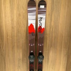 2022 Liberty Evolv 84 W/ Tyrolia Attack 14 Demo Bindings Ski