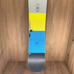 2022 Nitro Team Gullwing Snowboard