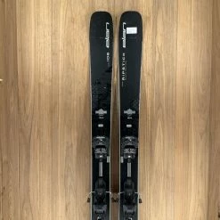 2022 Elan Ripstick 106 Black Edition W/ Tyrolia Attack 14 Bindings Ski