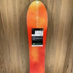2022 Nitro Quiver Slash Snowboard