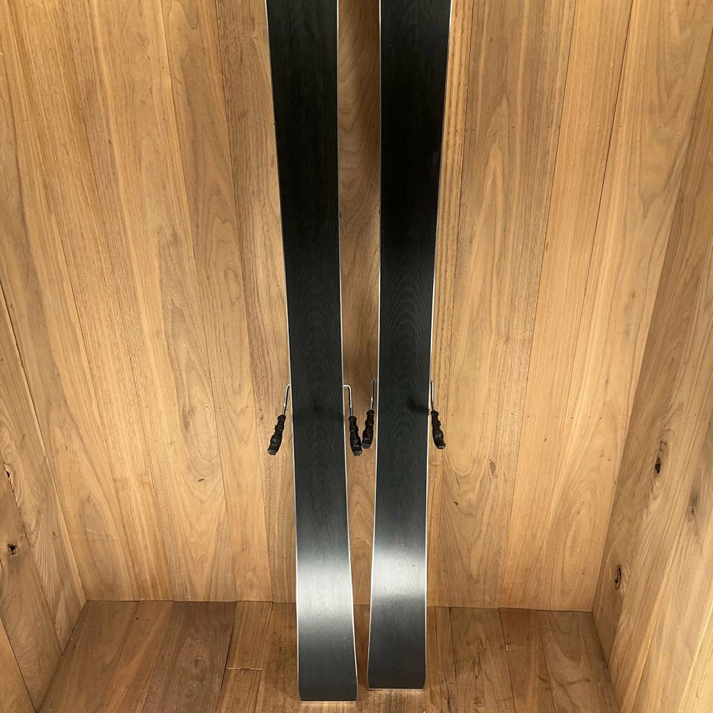 2022 Head Supershape E-Titan W/ Head PRD 12 Demo Bindings 20 2022 Head Supershape E-Titan W/ Head PRD 12 Demo Bindings