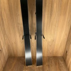 2022 Head Supershape E-Titan W/ Head PRD 12 Demo Bindings 33 2022 Head Supershape E-Titan W/ Head PRD 12 Demo Bindings