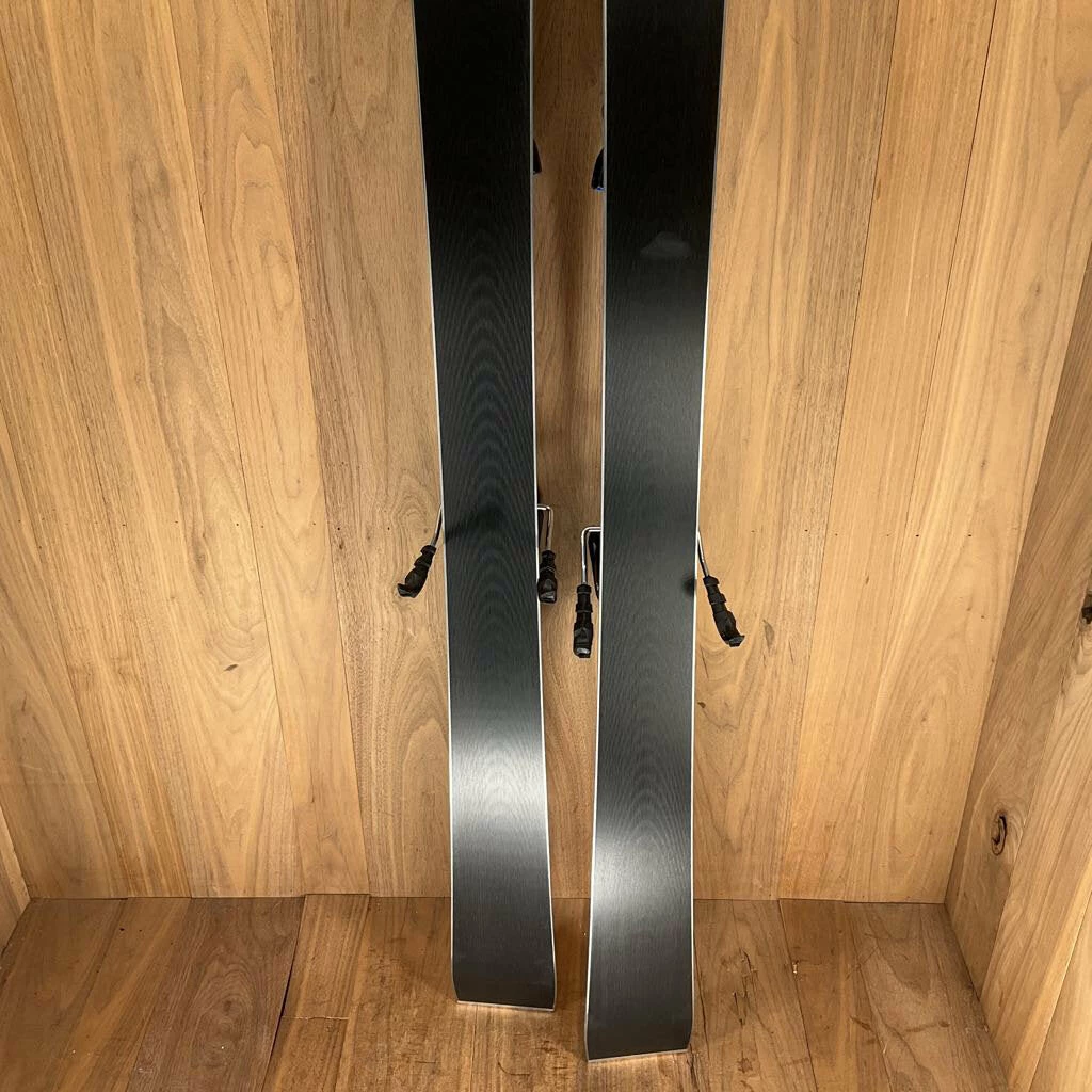 2022 Head Supershape E-Titan W/ Head PRD 12 Demo Bindings 9 2022 Head Supershape E-Titan W/ Head PRD 12 Demo Bindings