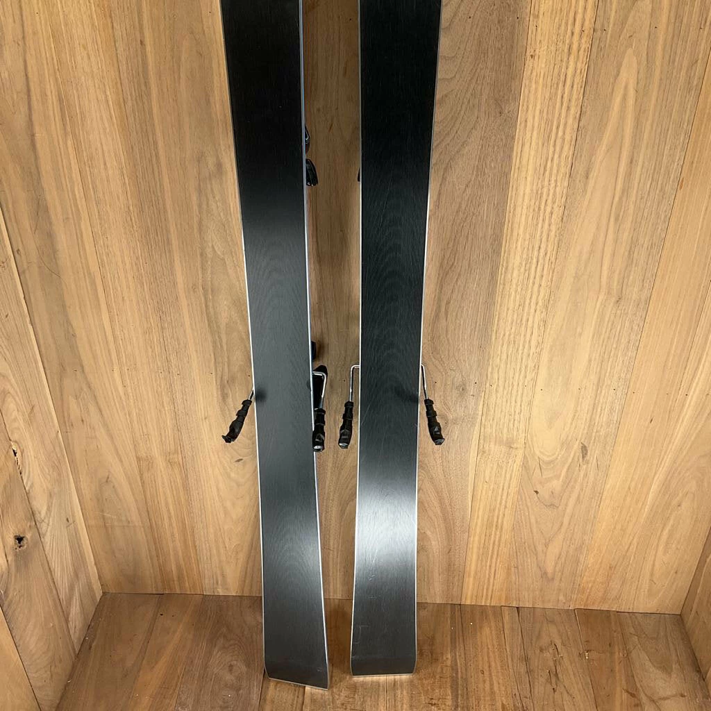 2022 Head Supershape E-Titan W/ Head PRD 12 Demo Bindings 6 2022 Head Supershape E-Titan W/ Head PRD 12 Demo Bindings