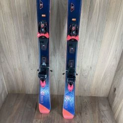 Ski 2022 Head Total Joy W/ Head Joy 11 Demo Bindings