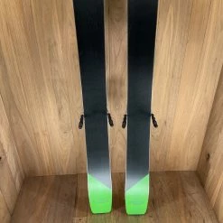 Ski 2022 Elan Ripstick 106 Black Edition W/ Tyrolia Attack 11 Bindings