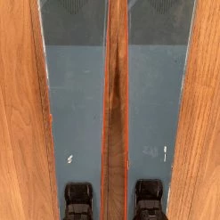 Ski 2022 Salomon QST 98 W/ Salomon Warden 13 Demo Bindings