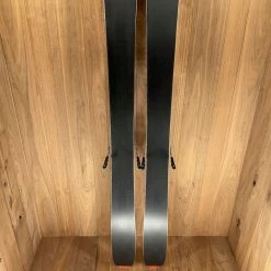 Ski 2022 Salomon QST 98 W/ Salomon Warden 13 Demo Bindings