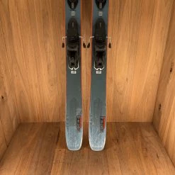 Ski 2022 Salomon QST 98 W/ Salomon Warden 13 Demo Bindings