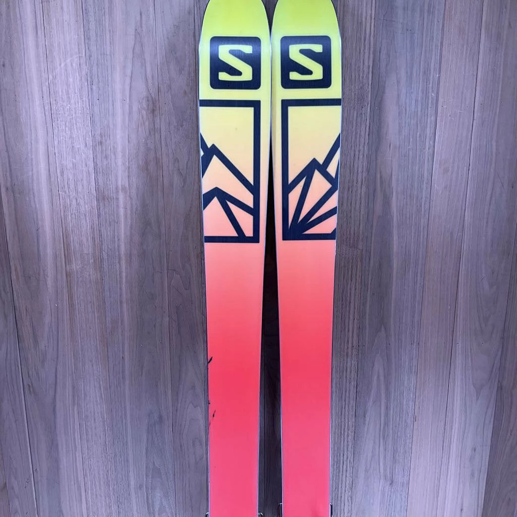Ski 2022 Salomon QST 106 W/ Salomon Warden 13 Demo Bindings 5 Ski 2022 Salomon QST 106 W/ Salomon Warden 13 Demo Bindings