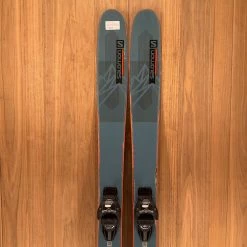 Ski 2022 Salomon QST 98 W/ Salomon Warden 11 Demo Bindings