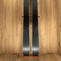 Ski 2022 Salomon QST 98 W/ Salomon Warden 13 Demo Bindings