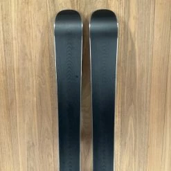 Ski 2022 Black Crows Atris Jr W/ Marker Squire 11 Demo Binding