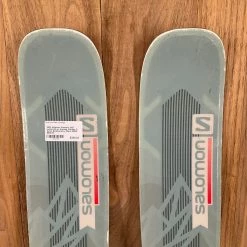 Ski 2022 Salomon Women's QST Lumen 99 W/ Armada Warden 11 Demo Binding 12 Ski 2022 Salomon Women's QST Lumen 99 W/ Armada Warden 11 Demo Binding