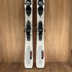 2022 Salomon QST Women's Stella 106 W/ Salomon Warden 11 Demo Bindings Ski