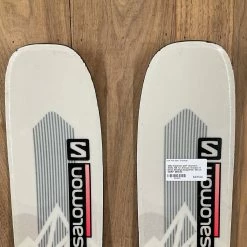 2022 Salomon QST Women's Stella 106 W/ Armada Warden 11 Demo Bindings