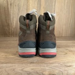 Consignment Gear Feed Vasque Men's Gore-Tex Hiking Boots